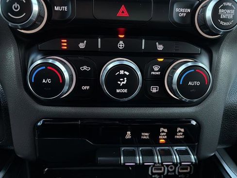 Used 2019 RAM 1500 Big Horn image 21