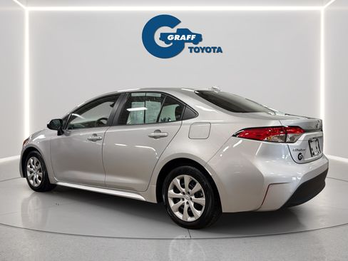 Used 2024 Toyota Corolla LE FWD image 10