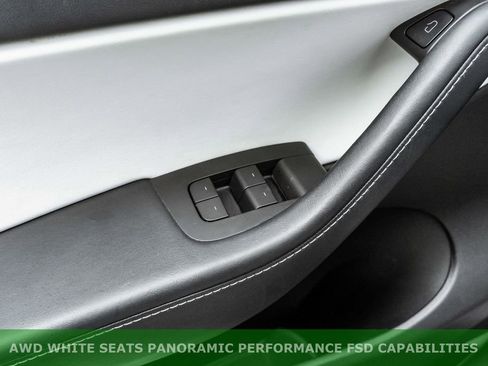 Used 2021 Tesla Model Y Performance image 14