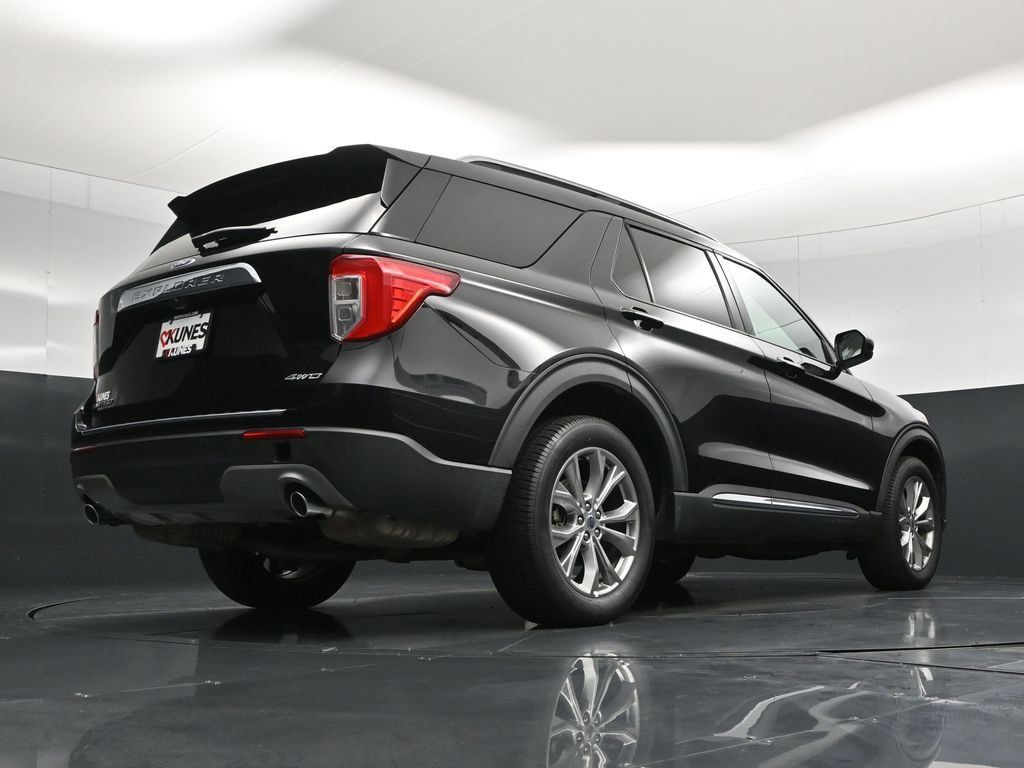 Used 2023 Ford Explorer Limited AWD/4WD image 44