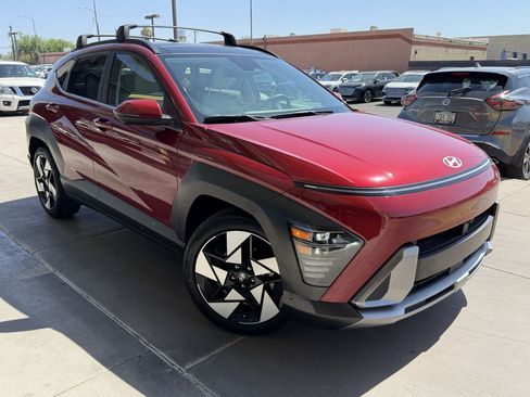 Used 2025 Hyundai Kona Limited FWD image 6