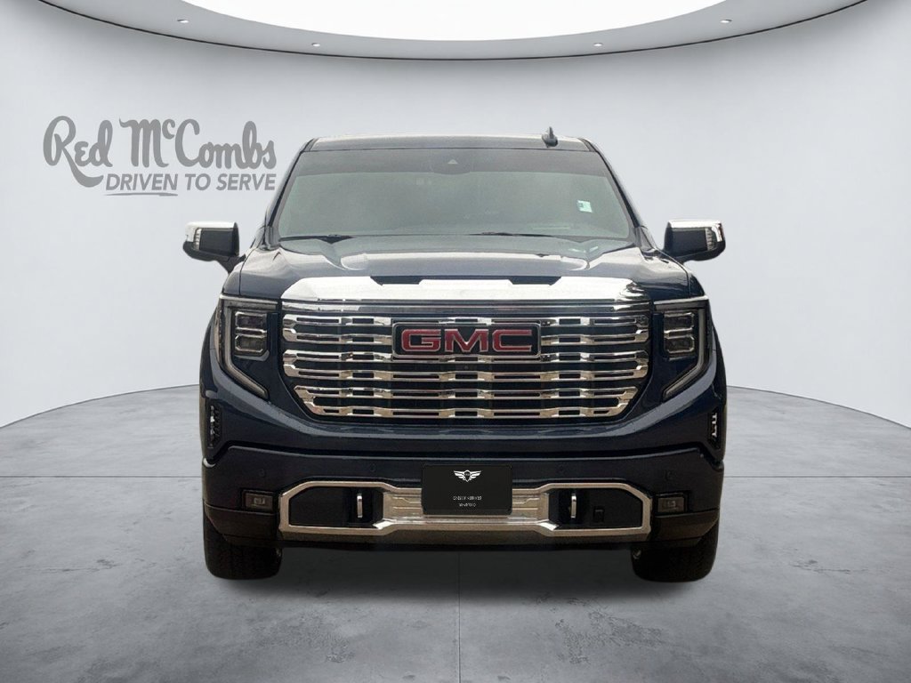 Used 2023 GMC Sierra 1500 Denali w/ Technology Package AWD/4WD image 9