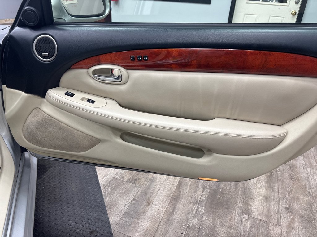 Used 2007 Lexus SC 430 Convertible w/ Preferred Accessory Pkg RWD image 38