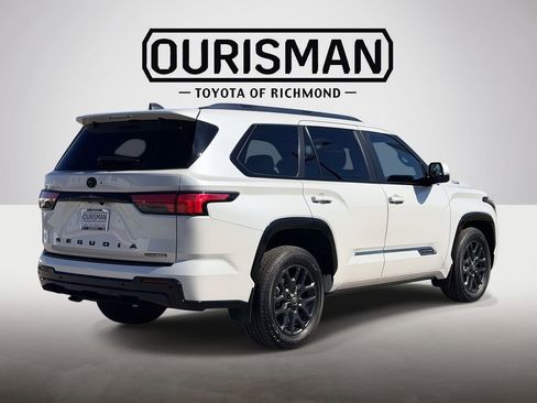 Used 2025 Toyota Sequoia Platinum image 21