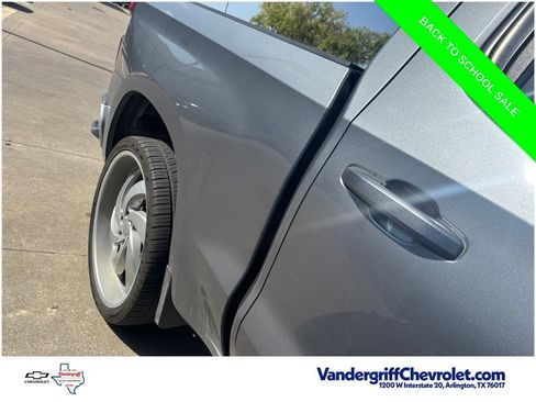 Used 2020 Chevrolet Silverado 1500 LT w/ Texas Edition RWD image 10