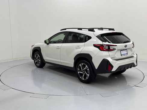 Used 2024 Subaru Crosstrek 2.0i Premium AWD/4WD image 4