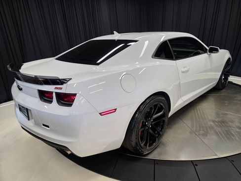Used 2013 Chevrolet Camaro SS w/ SS Performance Package image 56