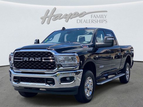 Used 2024 RAM 2500 Big Horn w/ Bed Utility Group AWD/4WD image 10