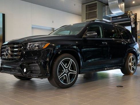 Used 2026 Mercedes-Benz GLS 450 GLS 450 image 3