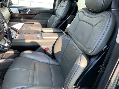 Used 2023 Lincoln Navigator Black Label AWD/4WD image 18