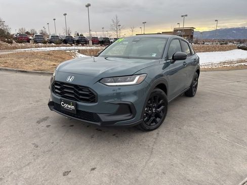 Used 2024 Honda HR-V Sport image 3