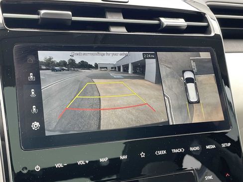 Used 2024 Hyundai Tucson Limited FWD image 19