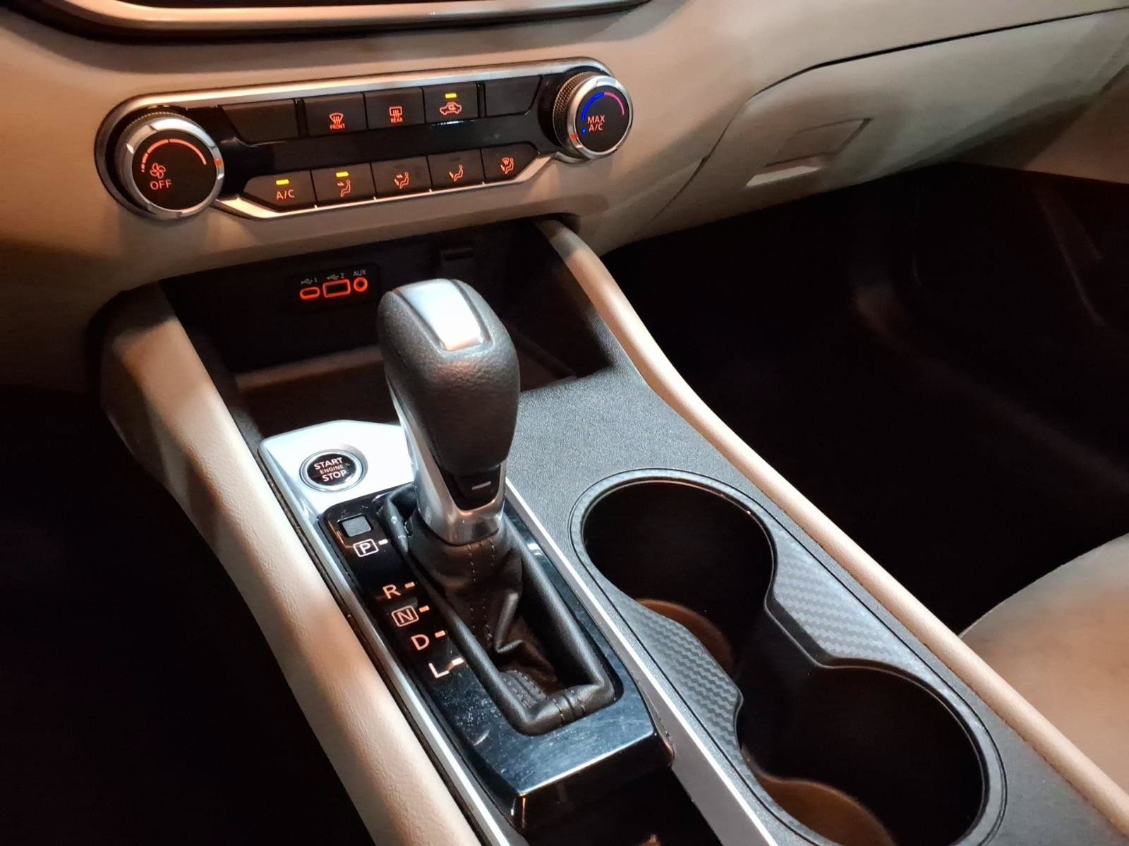 Used 2025 Nissan Altima 2.5 SV FWD image 15