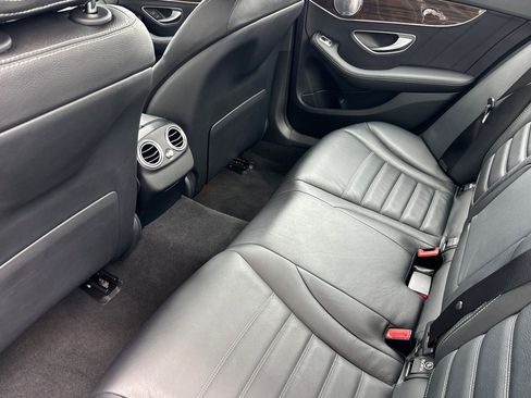 Used 2020 Mercedes-Benz C 300 Sedan image 25