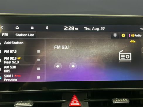 Used 2023 Kia Sportage EX AWD/4WD image 34