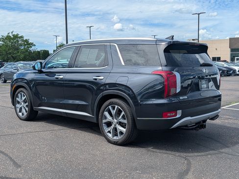 Used 2021 Hyundai Palisade SEL w/ Premium Package AWD/4WD image 3