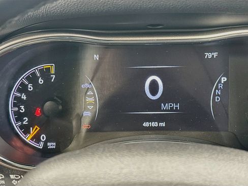 Used 2021 Jeep Grand Cherokee Limited AWD/4WD image 12