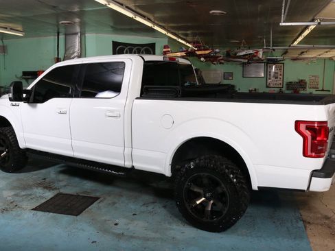 Used 2016 Ford F150 Lariat w/ Equipment Group 502A Luxury AWD/4WD image 29