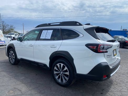 Used 2023 Subaru Outback Limited AWD/4WD image 6