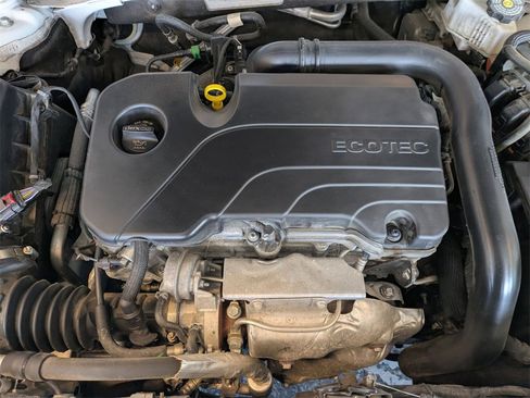 Used 2024 Chevrolet Malibu LT image 22