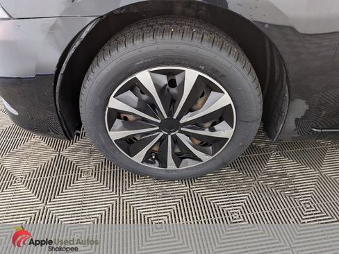 Used 2014 Nissan Sentra SV w/ SV Driver Package FWD image 43