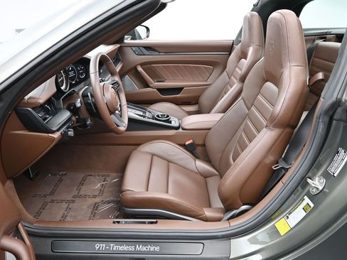 Used 2024 Porsche 911 Targa 4 GTS AWD/4WD image 7