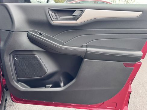 Used 2022 Ford Escape SE w/ Convenience Package image 24