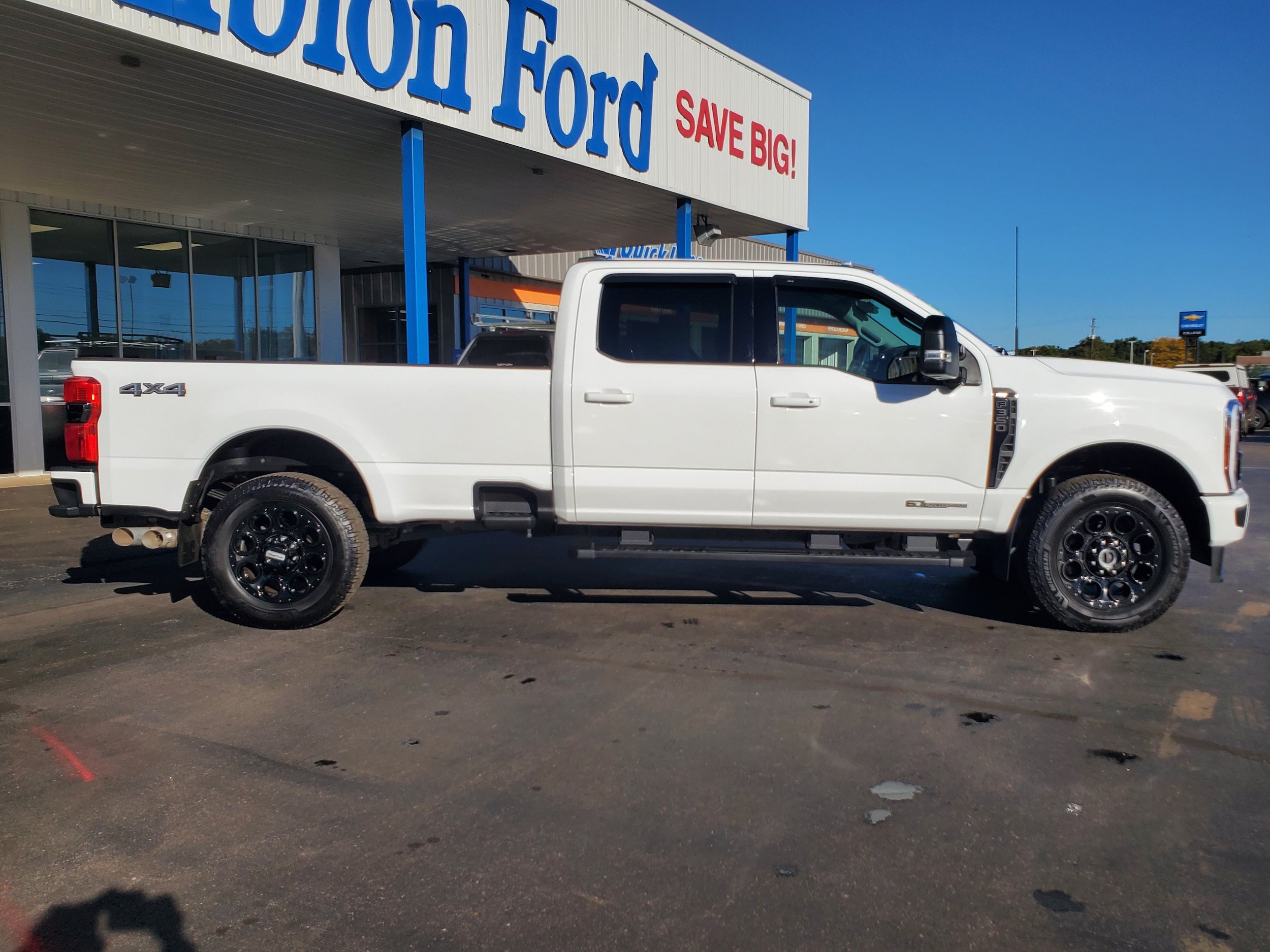 Used 2024 Ford F350 XLT w/ Black Appearance Package AWD/4WD image 5