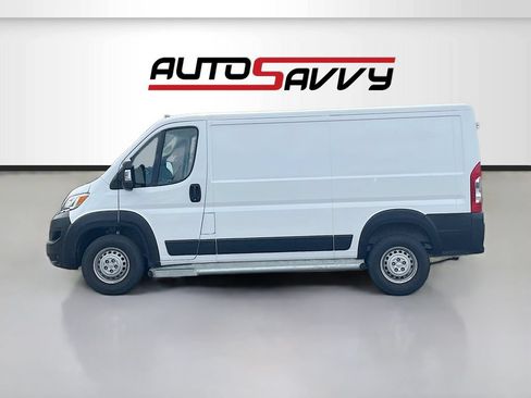 Used 2025 RAM ProMaster 2500 w/ U-Haul Equipment Group FWD image 4