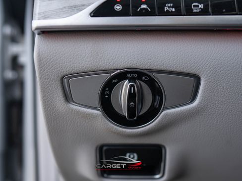 Used 2015 Mercedes-Benz S 550 Sedan image 40
