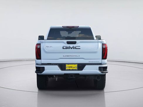 Used 2026 GMC Sierra 2500 Denali Ultimate w/ Max Trailering Package AWD/4WD image 7