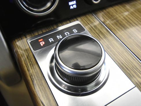 Used 2018 Land Rover Range Rover Long Wheelbase Supercharged image 21