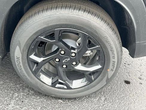 New 2026 Chevrolet Trax LT w/ Driver Confidence Package FWD image 31