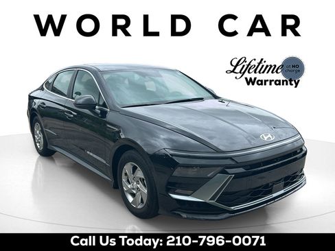 Used 2025 Hyundai Sonata SE FWD image 1