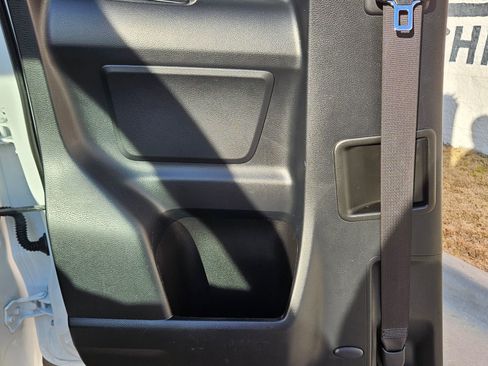 Used 2022 Toyota Tacoma SR image 25