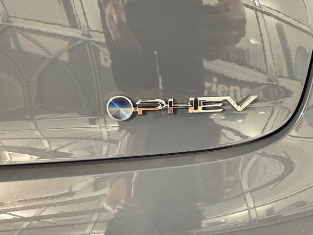 New 2026 Toyota Prius Plug-In Hybrid FWD image 10