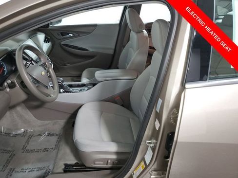 Used 2022 Chevrolet Malibu LT image 8