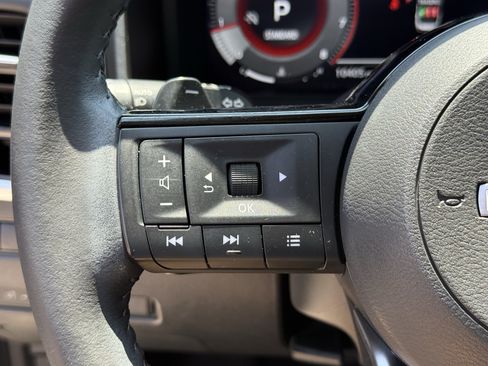 Used 2024 Nissan Rogue SL w/ SL Premium Package FWD image 16