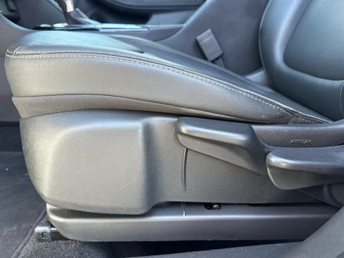 Used 2024 Buick Encore GX Sport Touring FWD image 15