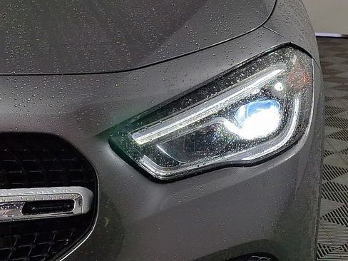 Used 2021 Mercedes-Benz GLA 250 4MATIC image 12