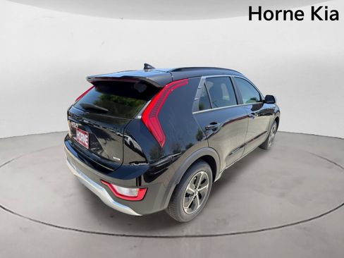 New 2026 Kia Niro EX FWD image 4