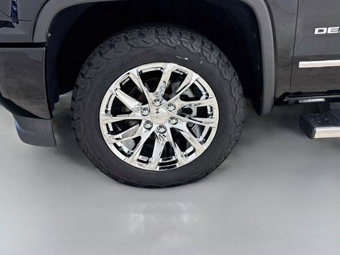 Used 2018 GMC Sierra 1500 Denali AWD/4WD image 31