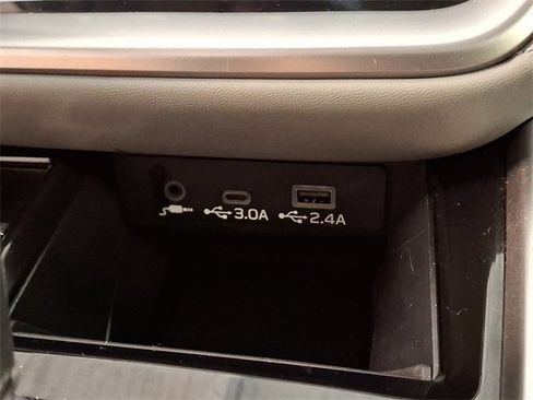 Certified 2025 Subaru Legacy Premium image 22
