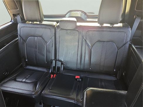Used 2021 Ford Expedition Limited image 12