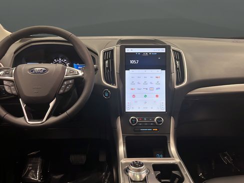 Used 2024 Ford Edge SEL w/ Convenience Package AWD/4WD image 11