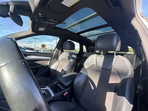 Used 2019 Audi SQ5 Premium Plus w/ Premium Plus Package image 14