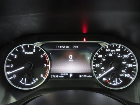 Used 2024 Nissan Rogue SV w/ SV Premium Package FWD image 20