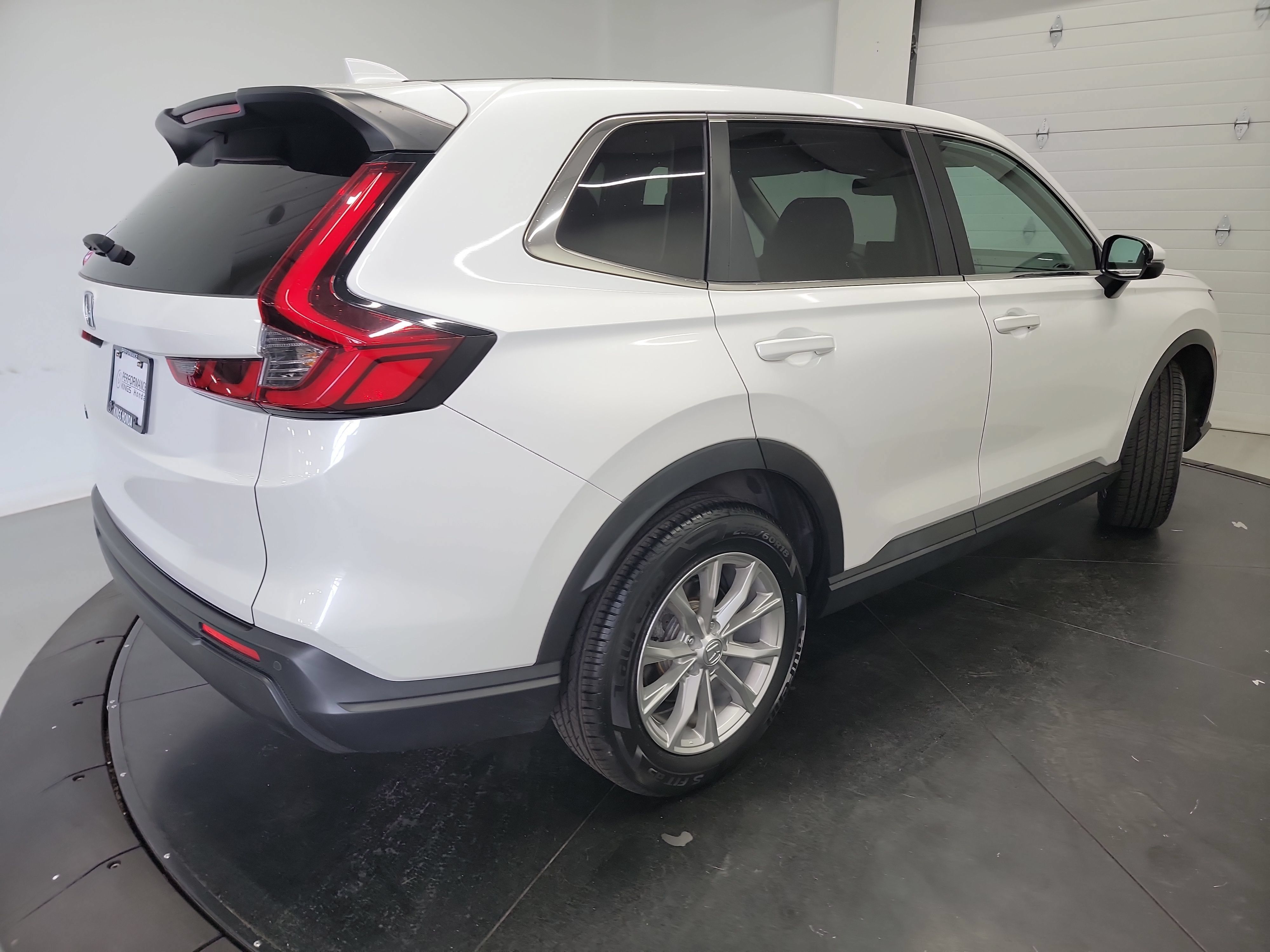 Used 2023 Honda CR-V EX-L image 9