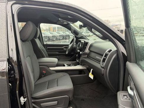 New 2026 RAM 1500 Big Horn AWD/4WD image 24