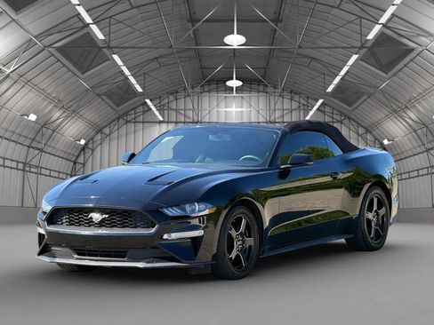 Used 2018 Ford Mustang Premium RWD image 6